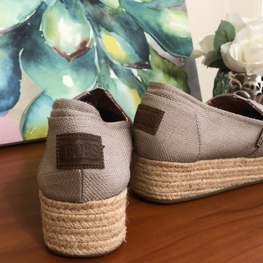 Bobs/ Skechers Memory Foam Wedge - Picture 2 of 6